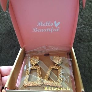 NEW KELMALL Sparkly Gold Drop Earrings~Dangle~Pierced~Elegant